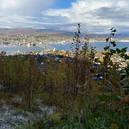 Artic Home- With Spectacular View *