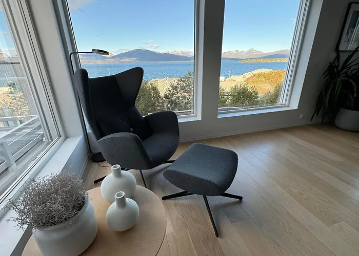 Arctic Home- With Spectacular View Tromsø